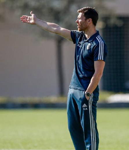 哈斯车队碾压梅赛德斯，阿隆索点燃赛场