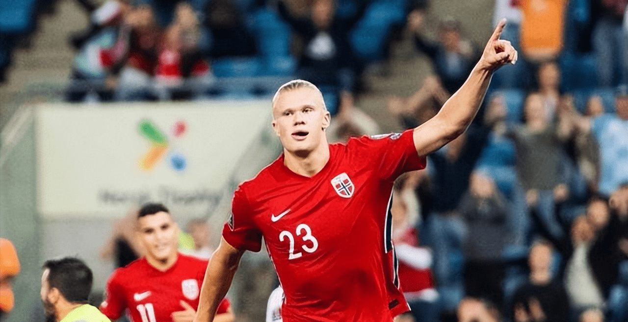 开云体育中国-里昂逆转那不勒斯，卡瓦哈尔状态火热