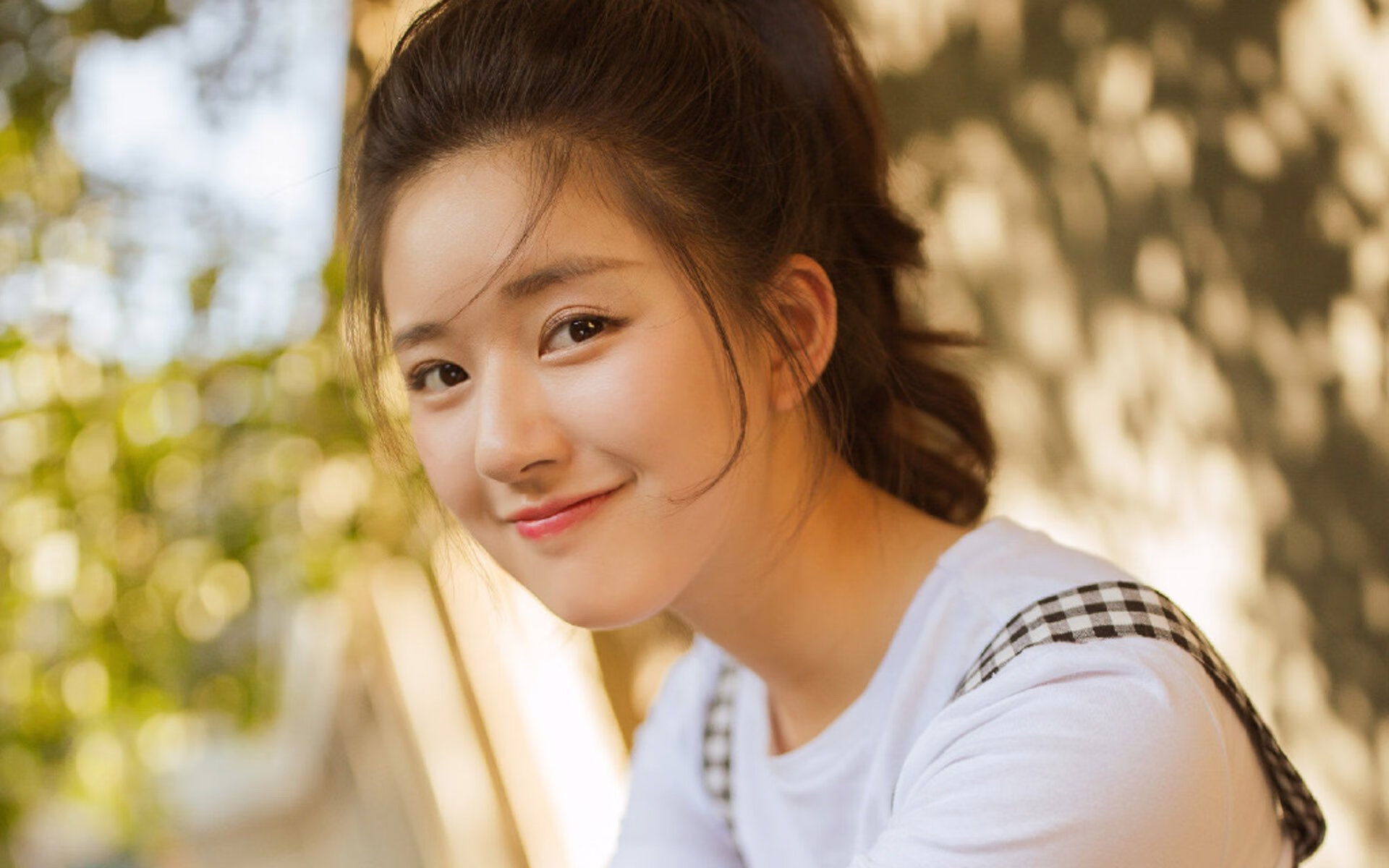 锡安降维打击!狂暴34+15打崩内线,雄鹿双子星71分黯然失色