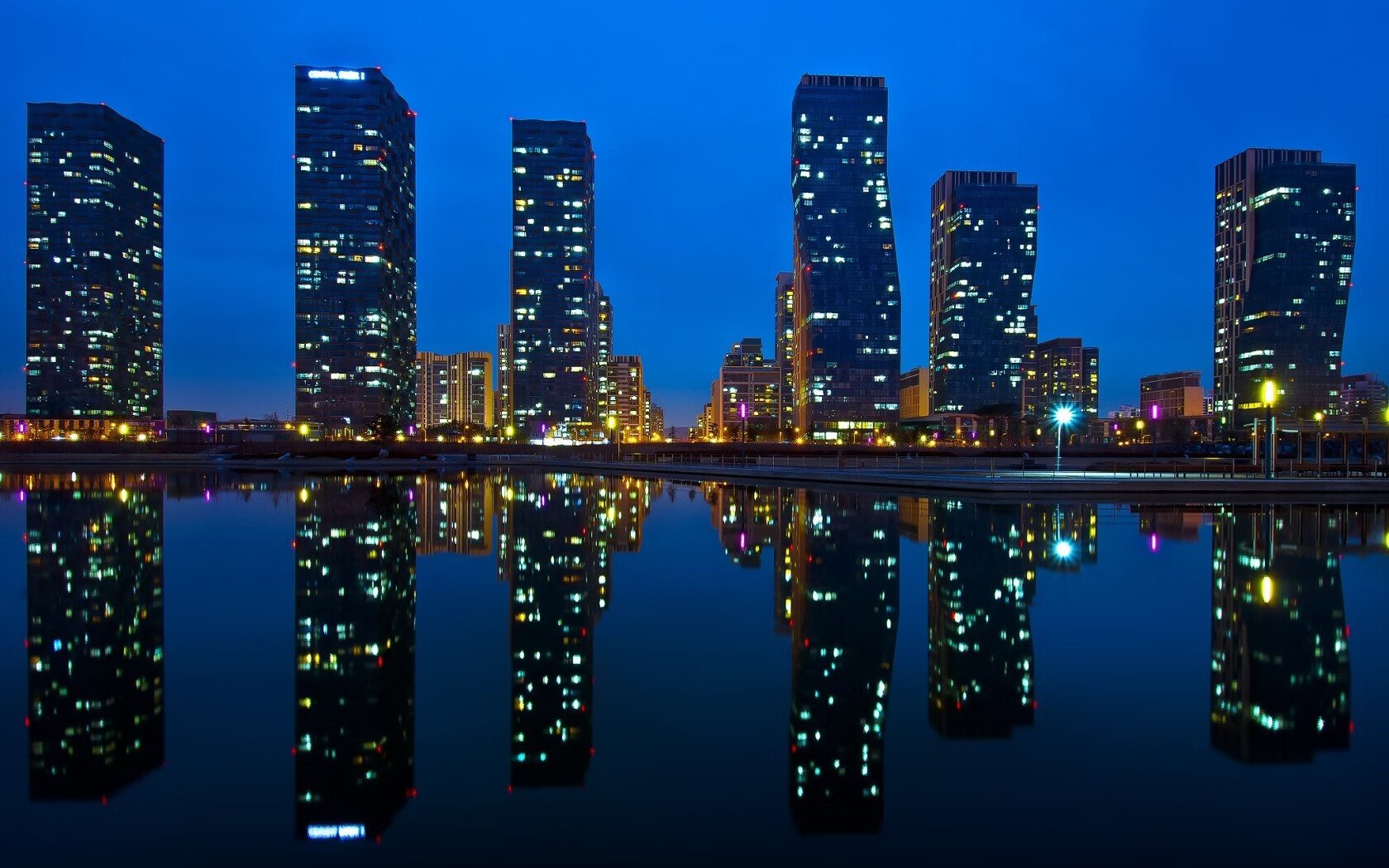 开云体育中国-跨洋三分雨，克莱单节7记三分，开拓者神奇单节击溃辽宁防线