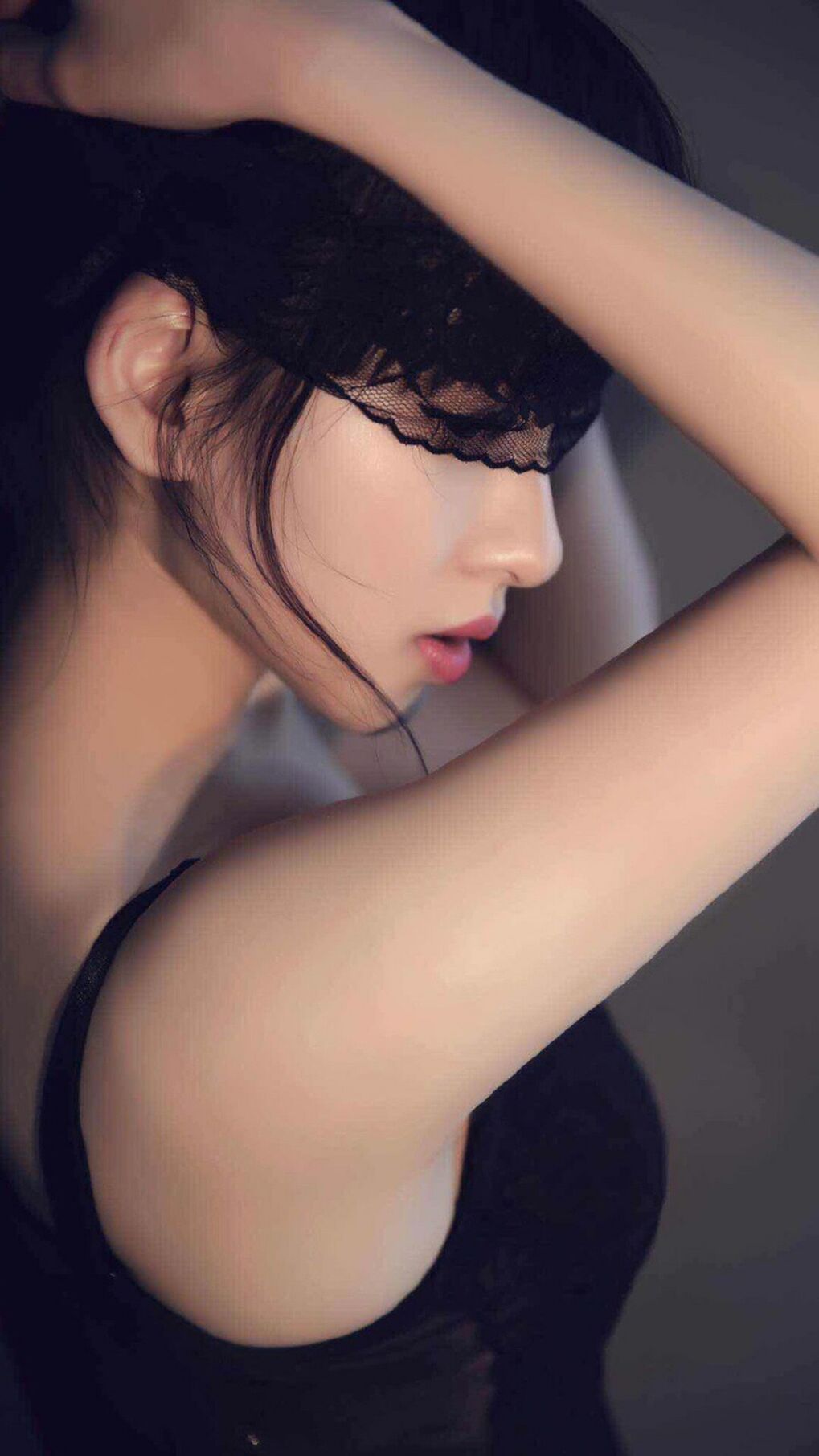 绿茵与硬木的双重奏，当拜仁式碾压遇见阿劳霍时刻