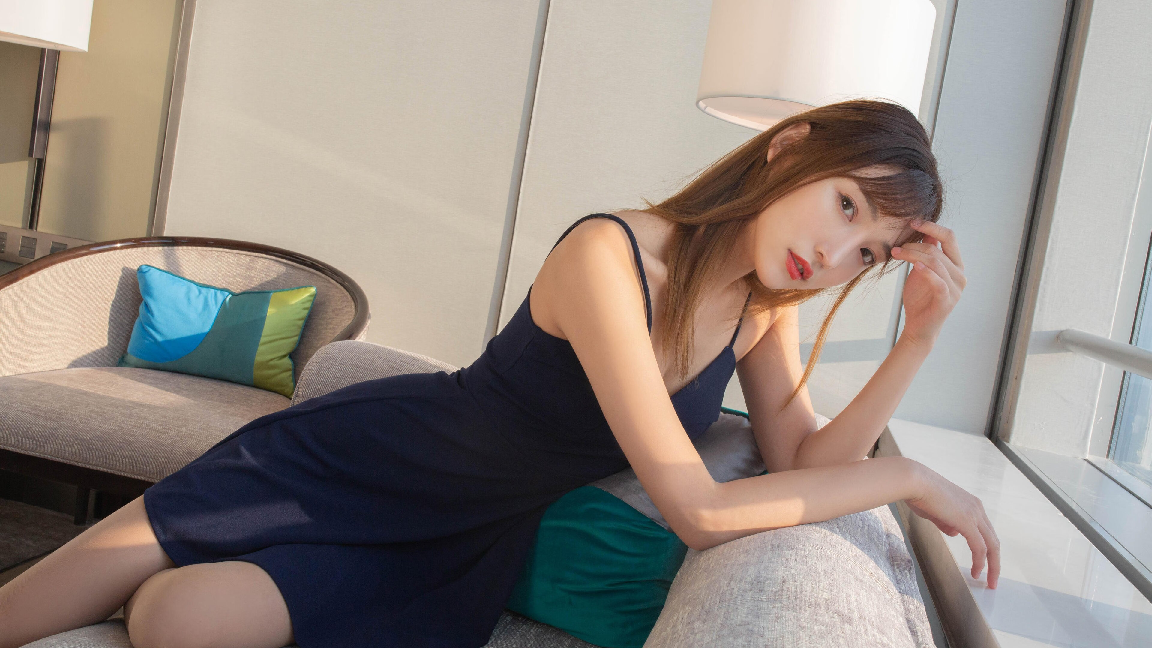 引擎轰鸣与压哨绝杀，一夜见证两种关键手硬