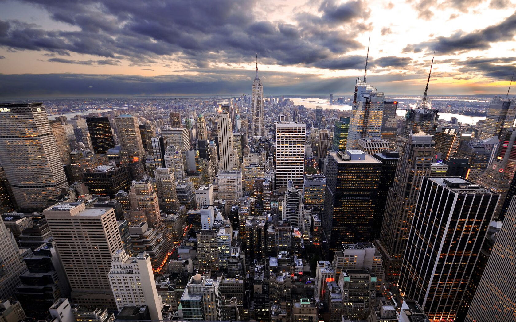 开云体育中国-归化的王冠，当梅西身披斗牛士战袍，在D组生死战中刺穿泰国铁壁